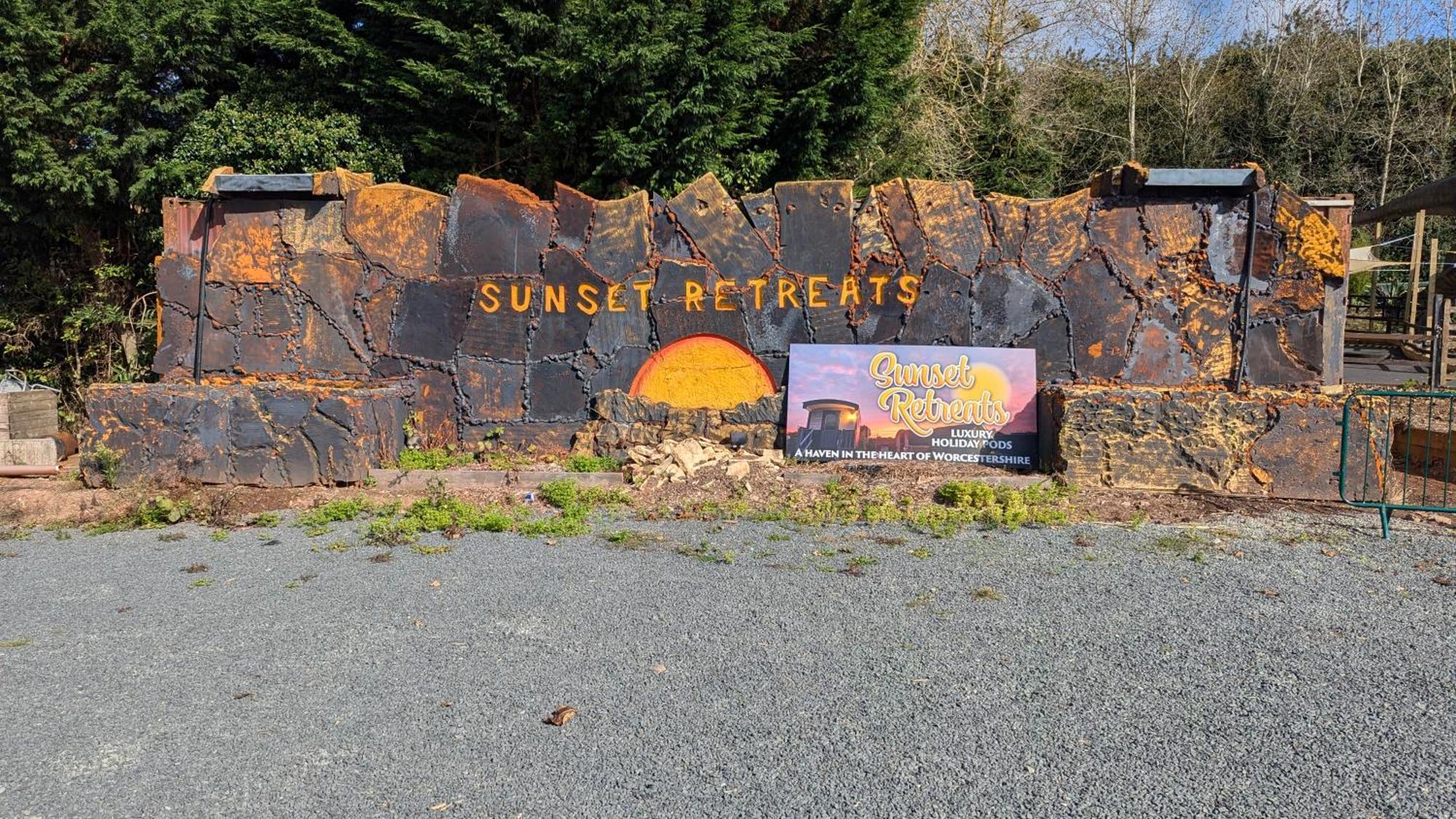 ウスター Sunset Retreats The Double Hobbitヴィラ エクステリア 写真